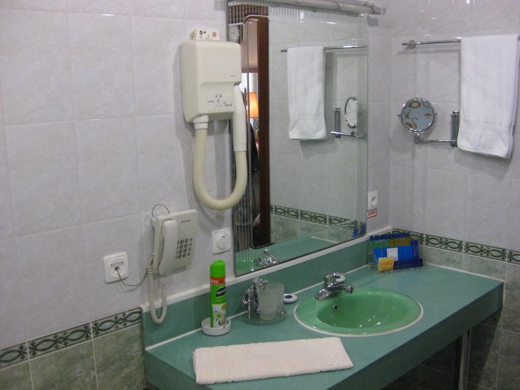 Rahat Hotel Aktau  Exterior foto